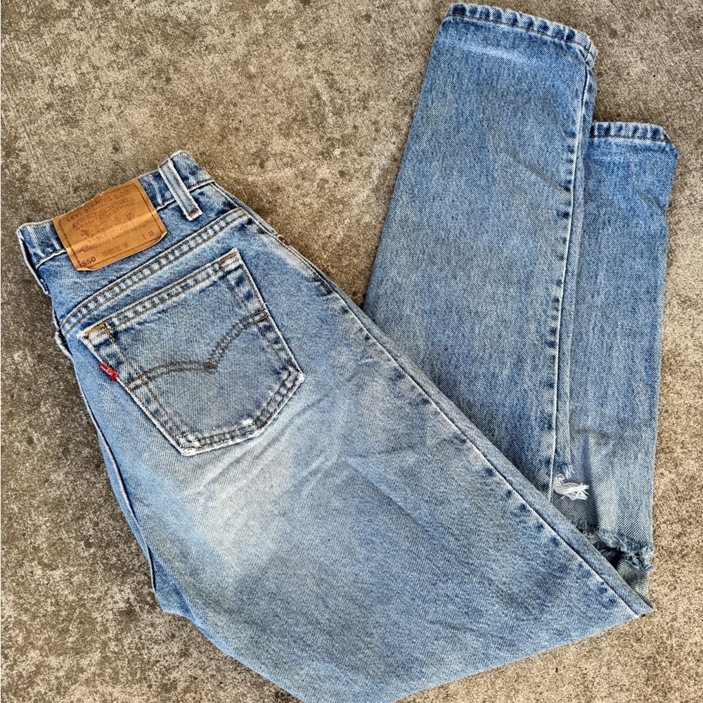 Vintage Levi’s 550 denim blue jeans